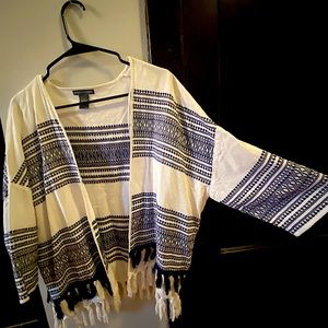 Chelsea and Theodore size L blue and white cardigan